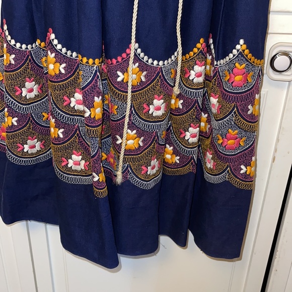 Tiroler Drindl blue pink lace up flower fits like an Xs - Picture 5 of 6